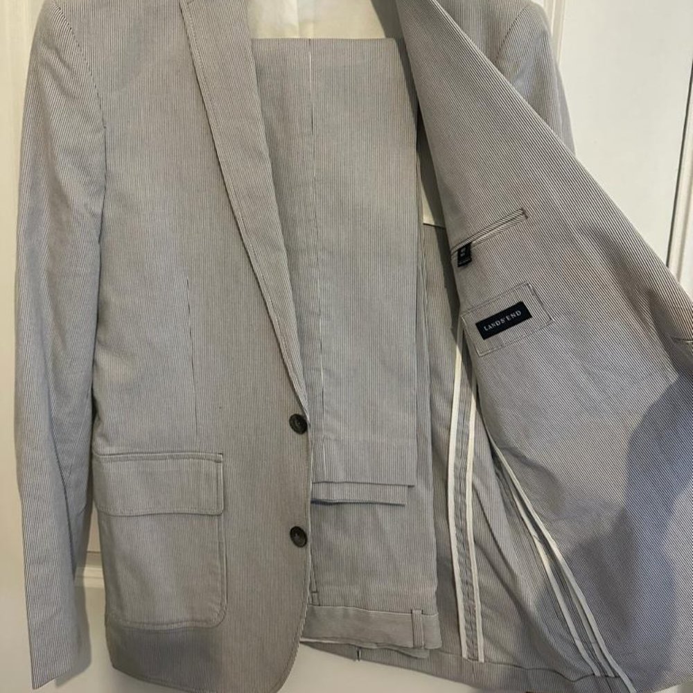LANDS'END GRAY STRIPES SUIT